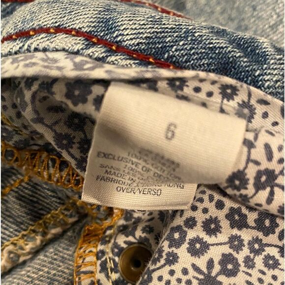 American Eagle Jean Shorts Distressed Size 6 - Picture 3 of 11